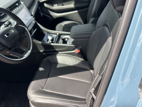 New 2026 Jeep Grand Cherokee Limited Reserve image 15