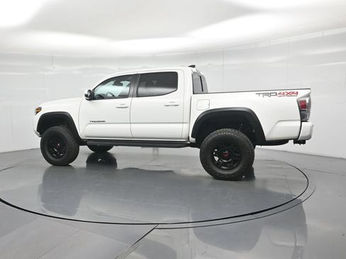 Used 2022 Toyota Tacoma TRD Off-Road w/ Technology Package AWD/4WD image 6