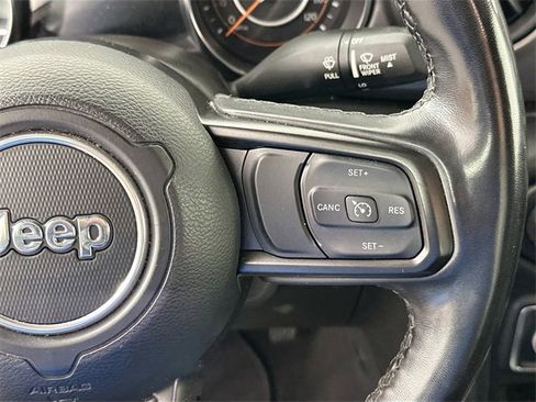 Used 2021 Jeep Gladiator Sport image 21