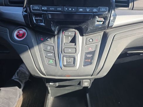 Certified 2024 Honda Odyssey EX-L image 19