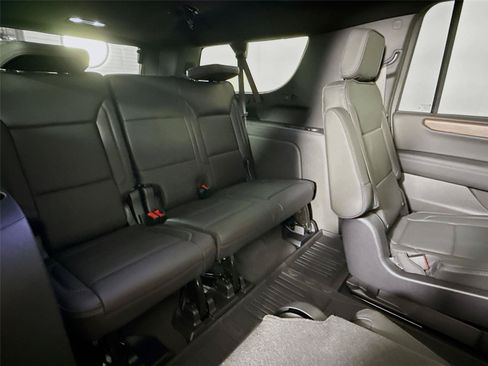 New 2026 GMC Yukon XL Denali w/ Denali Reserve Package AWD/4WD image 23