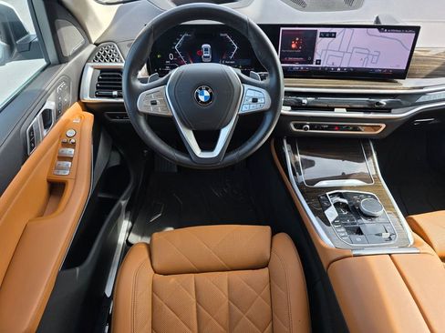 Certified 2024 BMW X7 xDrive40i AWD/4WD image 13
