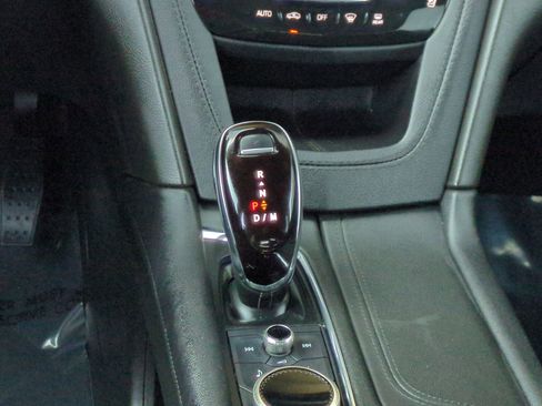 Used 2023 Cadillac XT6 Premium Luxury image 20