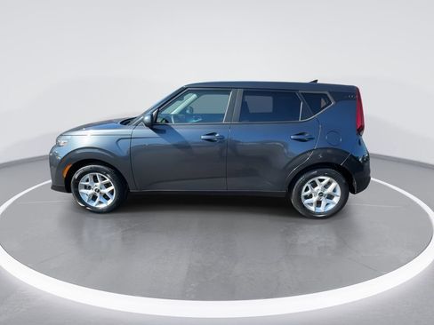 Used 2022 Kia Soul LX w/ Technology Package image 5