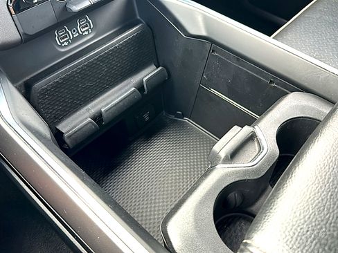 Used 2024 RAM 1500 Laramie RWD image 35