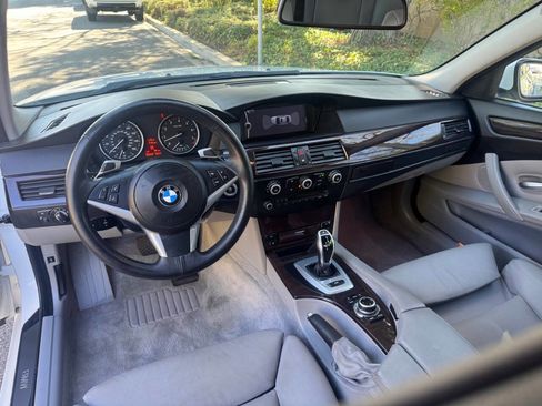 Used 2010 BMW 535i Sedan image 17