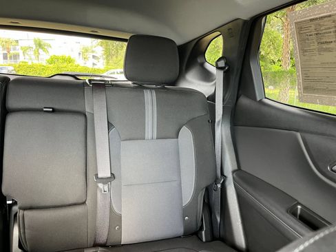 Used 2026 Chevrolet Blazer LT FWD image 32