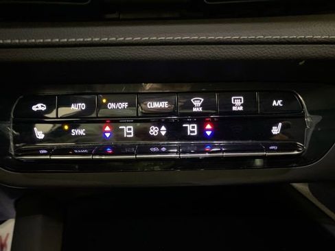 Used 2023 Buick Envision Essence w/ Sport Touring Package image 40