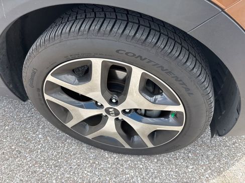 Used 2018 Kia Sportage SX image 8