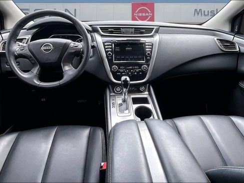 Used 2023 Nissan Murano SV FWD image 7
