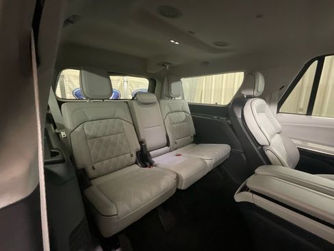 Used 2025 Lincoln Navigator L Black Label w/ Black Label Special Edition AWD/4WD image 16
