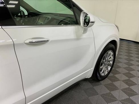 Used 2020 Buick Envision Essence FWD image 6