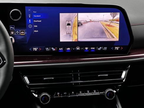 Certified 2024 Chevrolet Traverse RS w/ LPO, Floor Liner Package image 23