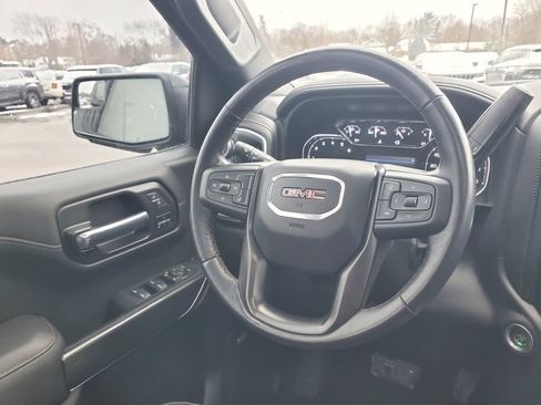 Used 2022 GMC Sierra 1500 AT4 w/ AT4 Preferred Package image 7