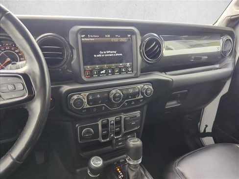 Used 2021 Jeep Wrangler Unlimited Sahara image 10
