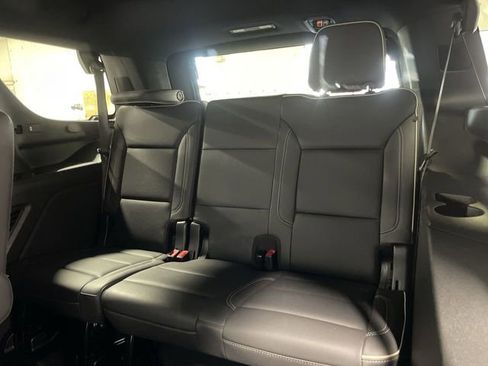 Used 2025 Chevrolet Tahoe Premier image 24