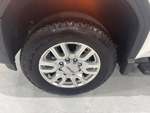 Used 2024 GMC Sierra 3500 SLT w/ SLT Premium Package AWD/4WD image 35