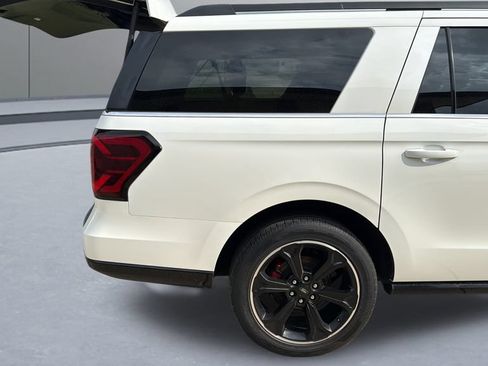 Used 2023 Ford Expedition Max Limited AWD/4WD image 22
