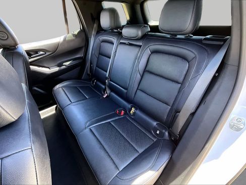 Used 2025 Chevrolet Equinox LT w/ Convenience Package II FWD image 19