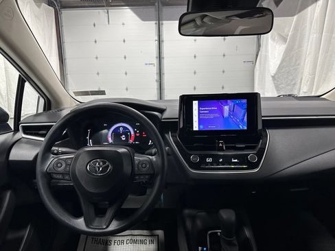 Used 2026 Toyota Corolla LE FWD image 16