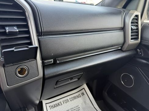 Used 2021 Ford Expedition XLT image 39