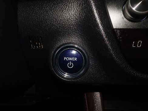 Used 2016 Lexus RX 450h AWD w/ Luxury Package image 15