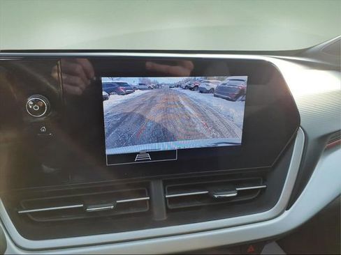 Used 2024 Chevrolet Trax RS w/ Driver Confidence Package image 21