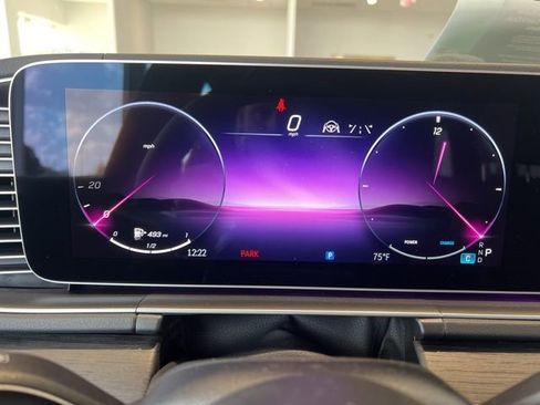 New 2026 Mercedes-Benz GLS 580 4MATIC image 8