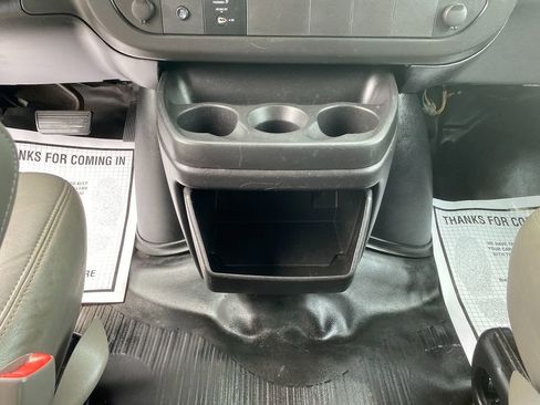 Used 2014 GMC Savana 2500 image 20