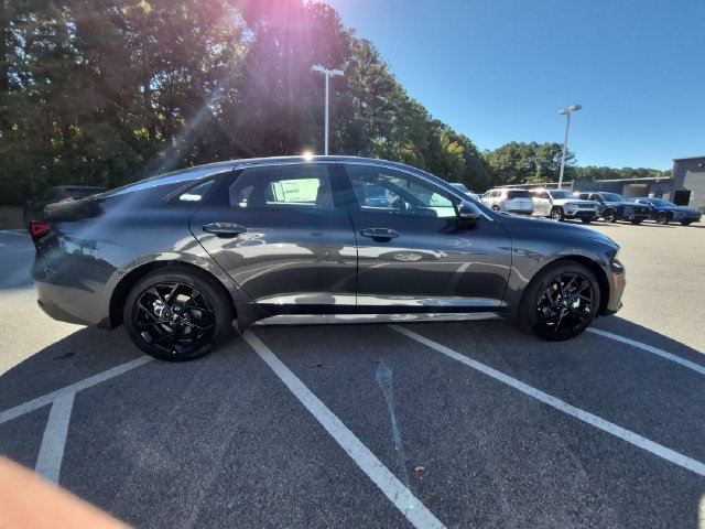 New 2027 Kia K5 GT-Line FWD image 2