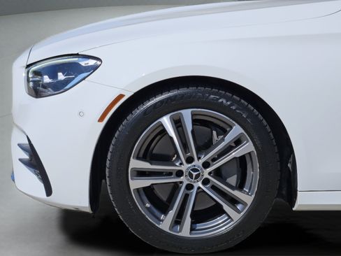 Certified 2021 Mercedes-Benz E 350 4MATIC Sedan image 11