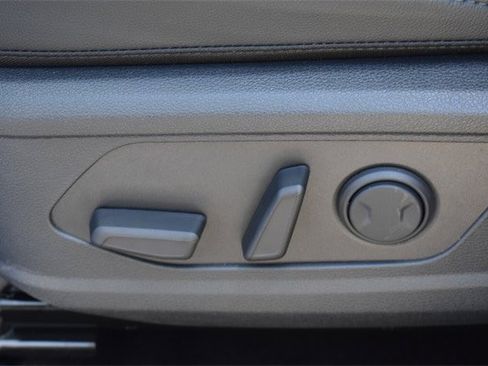 New 2026 Kia Sportage EX image 19