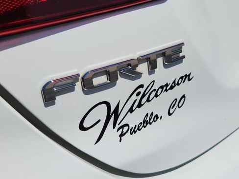 Used 2019 Kia Forte LXS FWD image 18