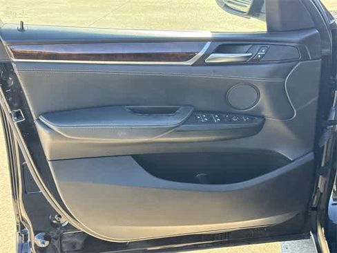 Used 2017 BMW X3 sDrive28i image 8