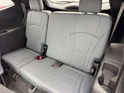 Certified 2023 Buick Enclave Essence w/ Experience Buick Package image 8