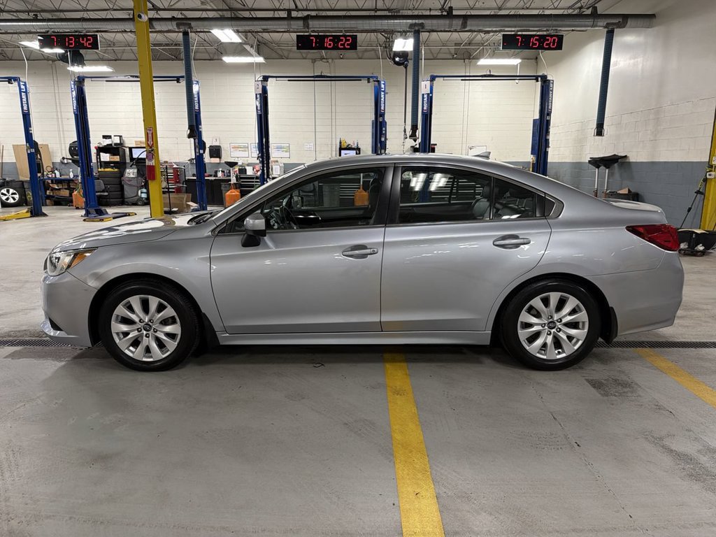 Used 2017 Subaru Legacy 2.5i Premium w/ Moonroof Package AWD/4WD image 5