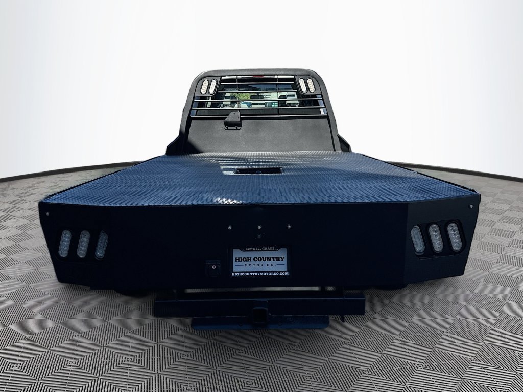 Used 2022 Ford F550 4x4 Crew Cab Super Duty w/ Power Equipment Group image 5