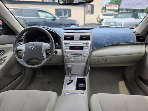 Used 2011 Toyota Camry Hybrid w/ Upgrade Pkg FWD image 25