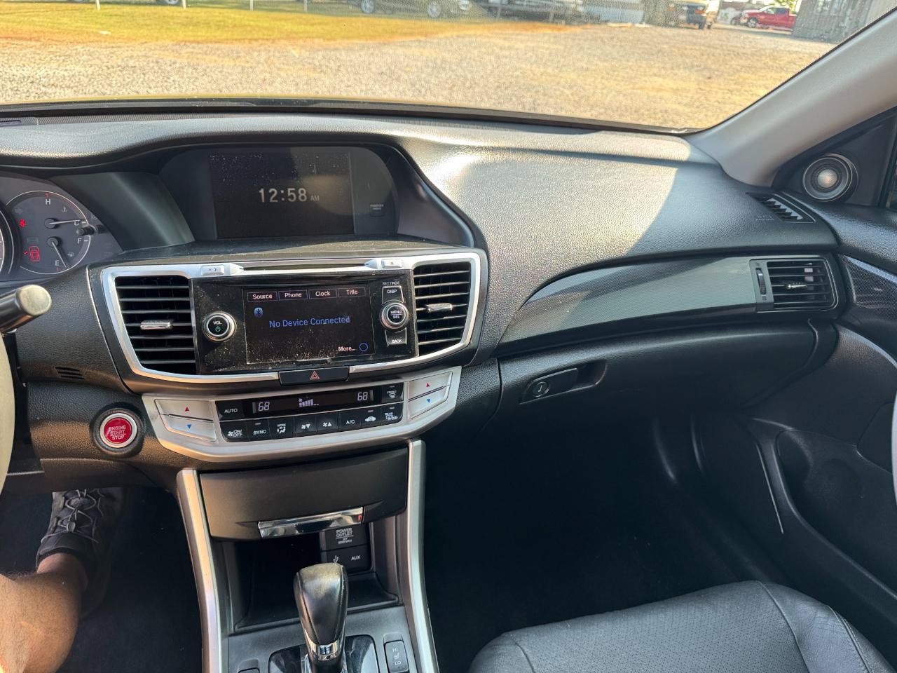 Used 2015 Honda Accord EX-L image 22