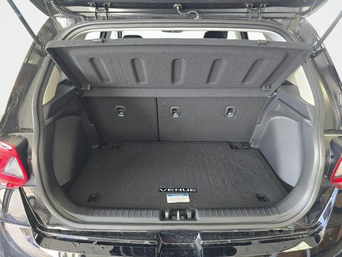 New 2026 Hyundai Venue SEL FWD image 15
