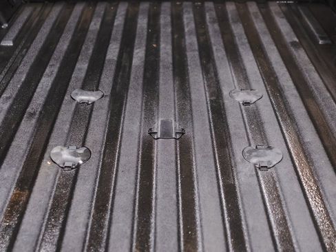 Used 2024 Chevrolet Silverado 2500 LT w/ Z71 Sport Edition image 39