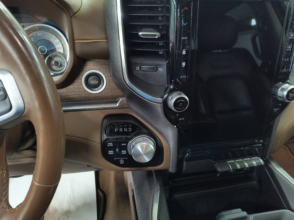 Used 2022 RAM 1500 Limited AWD/4WD image 15