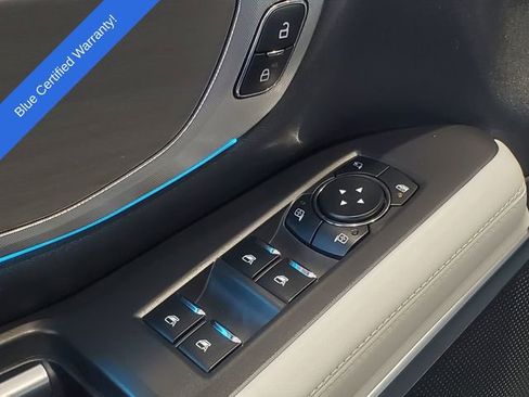 Certified 2025 Ford Expedition Platinum image 8