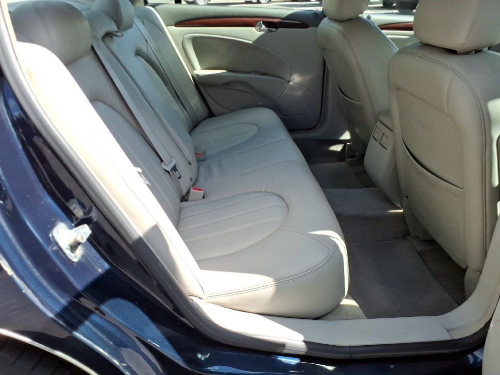 Used 2008 Buick Lucerne CXL w/ Driver Confidence Package FWD image 12