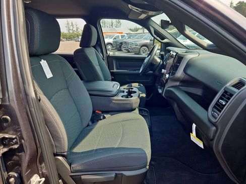 New 2026 RAM 2500 Tradesman AWD/4WD image 16