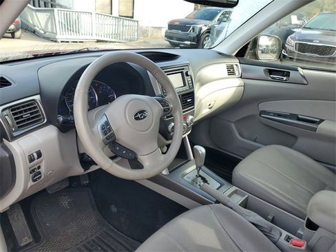 Used 2013 Subaru Forester 2.5X Limited image 12