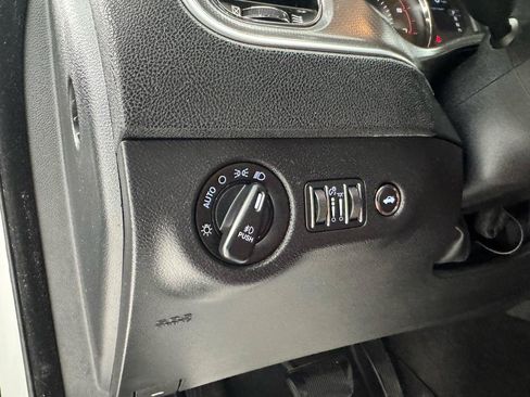 Used 2013 Dodge Charger R/T RWD image 13