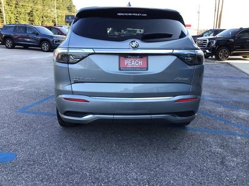 Used 2024 Buick Enclave Avenir image 5