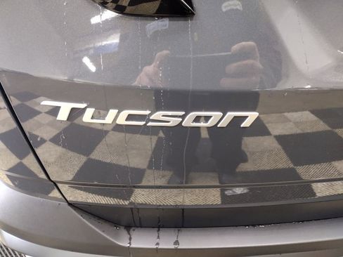 New 2026 Hyundai Tucson SE image 14