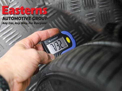 Used 2021 Mercedes-Benz E 350 4MATIC Sedan w/ Premium Package image 28